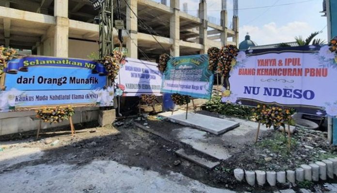 kantor-pwnu-jatim-banjir-karangan-bunga