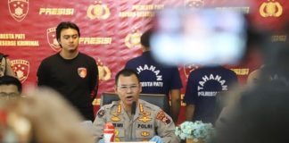 Polresta Pati Jawa Tengah Gelar Konferensi Pers Kasus Pengeroyokan Terhadap Pemilik Rental Mobil Di Sukolilo