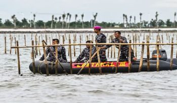 TNI AL bongkar pagar laut Tangerang