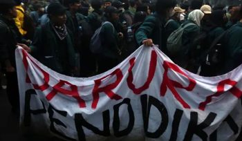 Aksi demo Mahasiswa