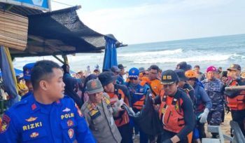 Evakuasi siswa SMPN & Mojokerto di pantai Drini Gunungkidul (29/1/2025)
