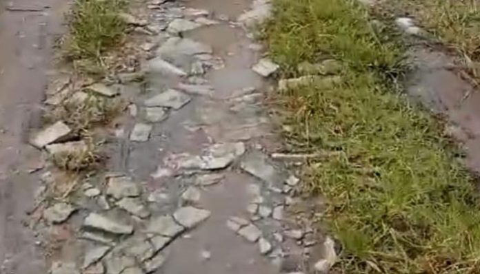 jalan-rusak