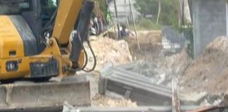 Pembokaran Pagar Milik warga yang dilakukan Oknum Kepala Desa