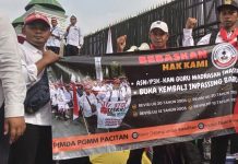 Puluhan Guru Madrasah Swasta Dari Pacitan Ikut Aksi Demo Ke Jakarta