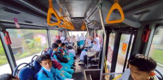 bus sekolah gratis