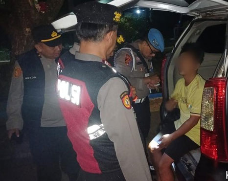 Polisi amankan dua orang saat razia di Cengkareng karena kedapatan bawa narkoba