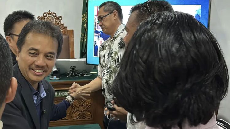 Roy Suryo